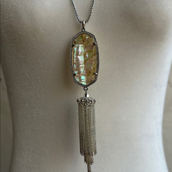 Kendra Scott Rayne in Bright Silver and White Abalone Necklace - Picture 2 of 4